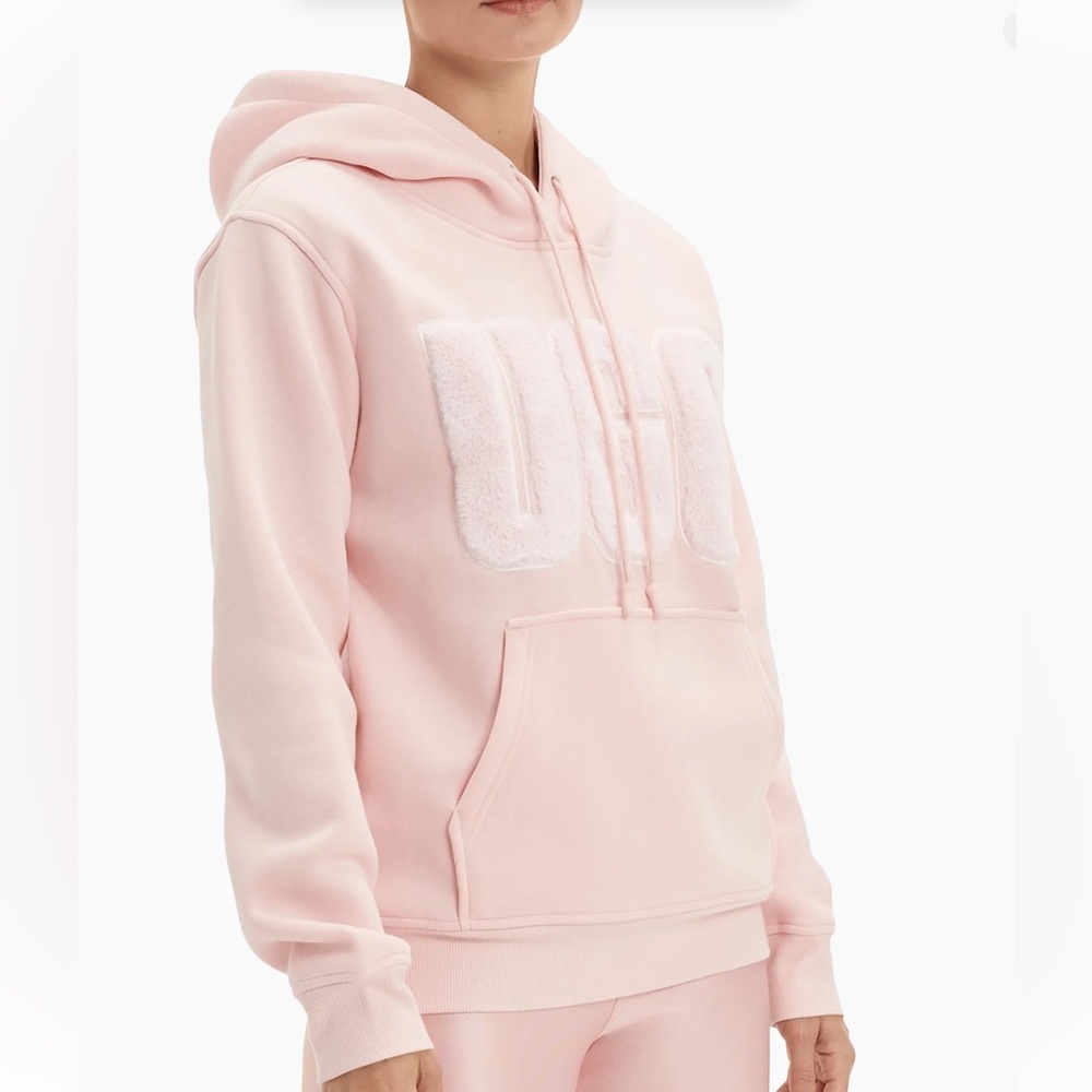 Women’s NWT Large Rey UGGfluff Pullover Logo Hoodie-Lotus Blossom Pink - Picture 2 of 8